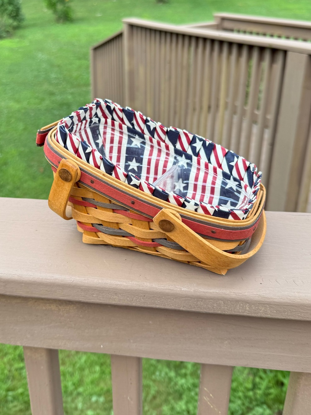 Longaberger All American Summertime Basket with Red, White Blue Star Liner 1996
